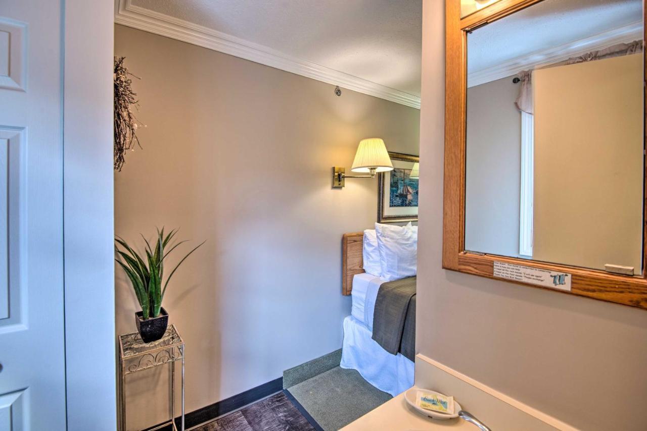 Southern Maine Retreat Less Than 2 Mi To Wells Beach! Bagian luar foto